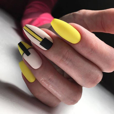 Модный маникюр весна 2022: трендовые фото новинки весеннего дизайна ногтей |